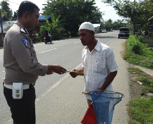 Rawan Kecelakaan, Polres Aceh Utara Imbau Warga Tak Cari Sumbangan di Jalan